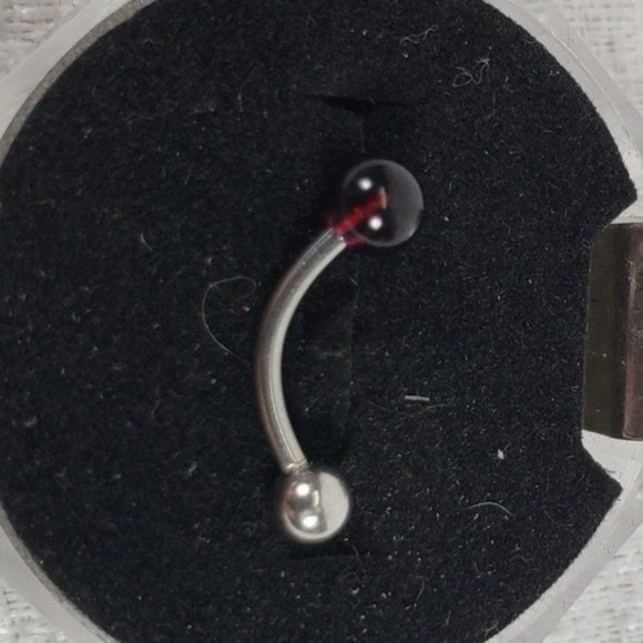 7 New Eyebrow + Lip Curved Barbell Piercing Rings - Picture 4 of 8